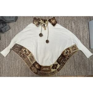Kactus Alpaca Aztec White Poncho Sweater Made in Peru One-Size